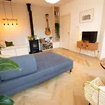 Cute Beach House Zandvoort